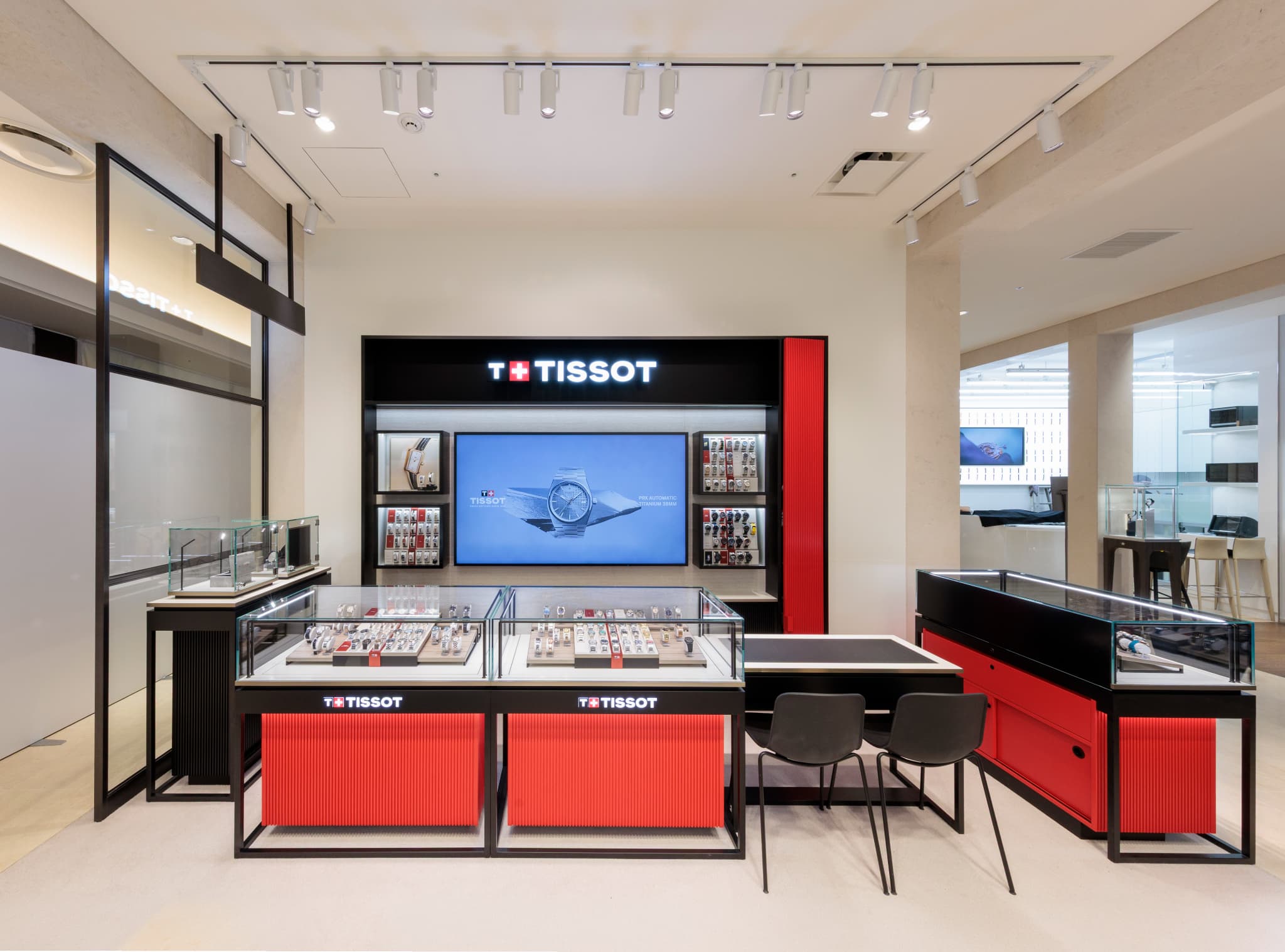 大阪・梅田エリア初のティソ直営店 ティソ 阪急うめだ本店がオープン オープンを記念し、「ロックウォッチ」の特別販売とストラップキャンペーンも開催